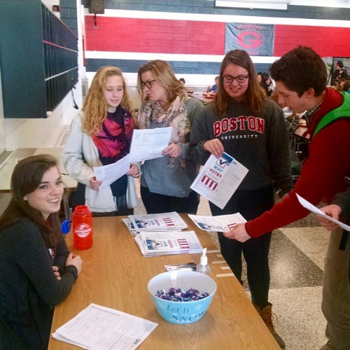Students Register to Vote