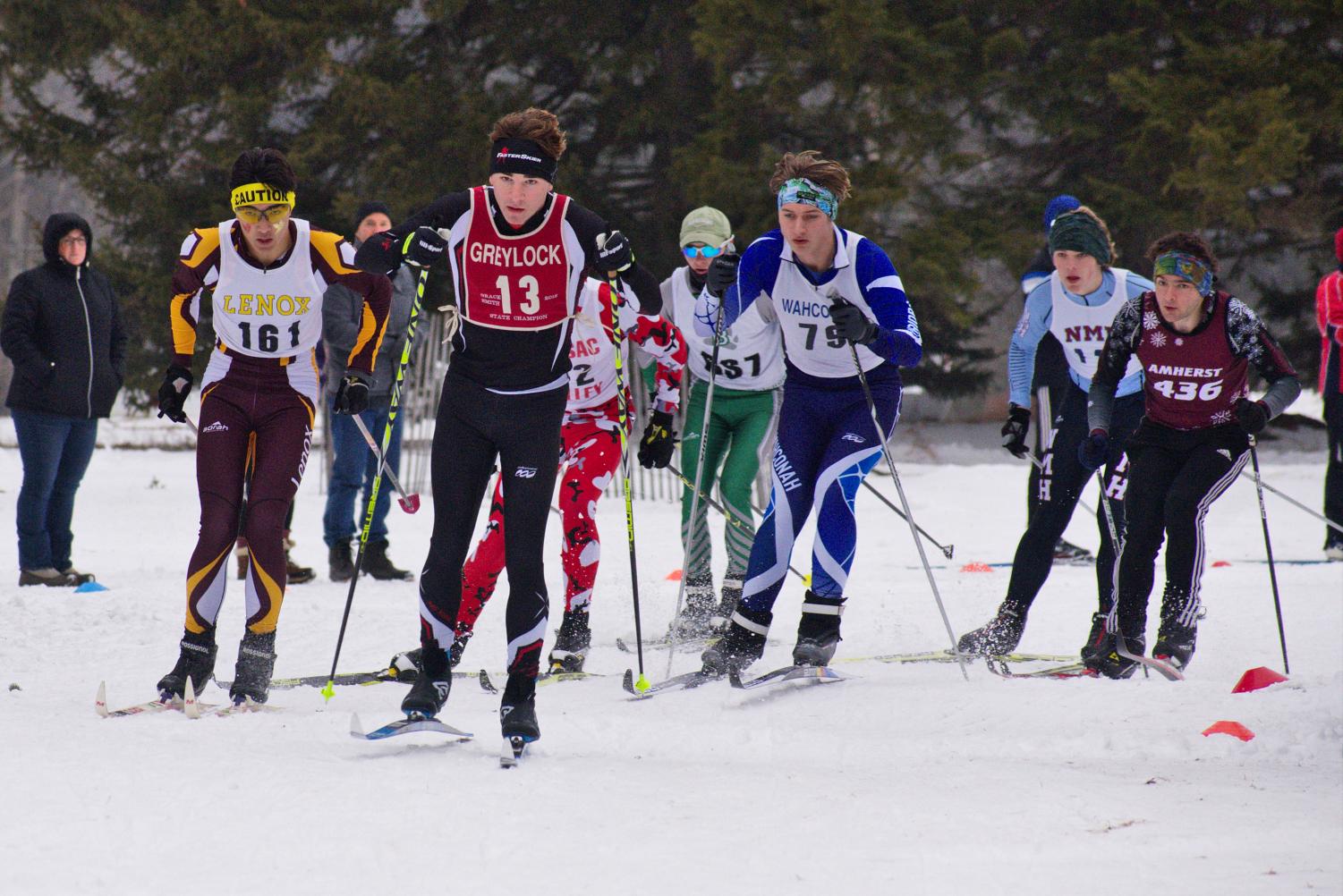 Sac ski outlet competition